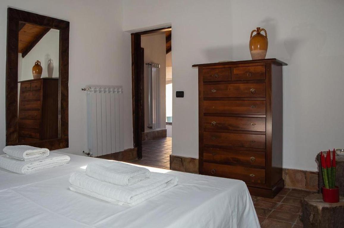 La Villa Di Tenute Foti Randazzese Nicolosi Exterior foto