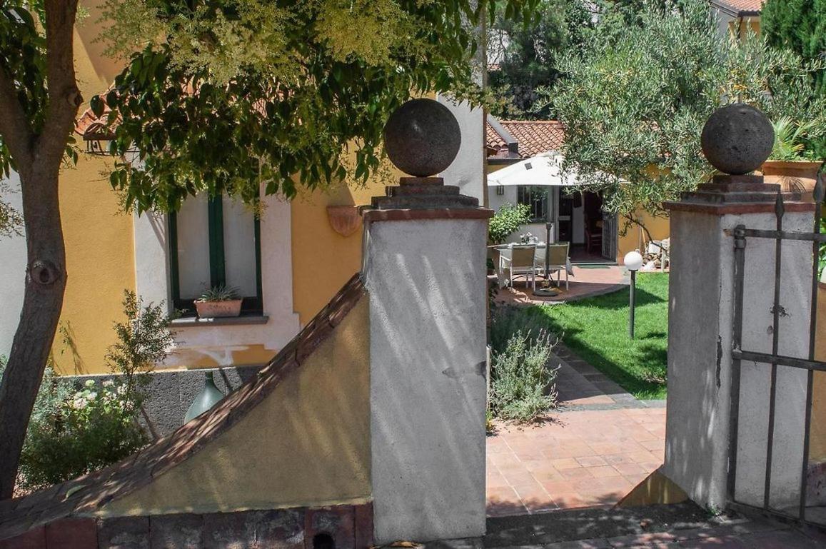 La Villa Di Tenute Foti Randazzese Nicolosi Exterior foto
